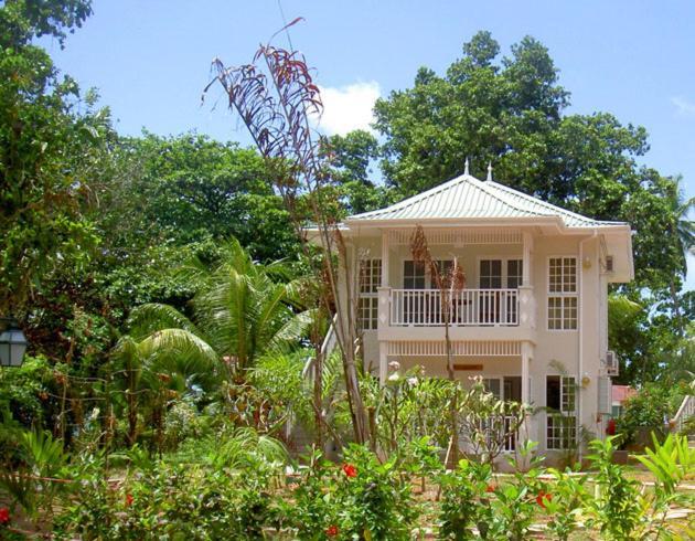 Bord Mer Villa Beau Vallon  Exterior photo