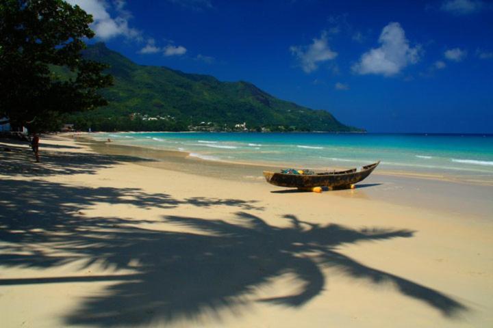 Bord Mer Villa Beau Vallon  Exterior photo